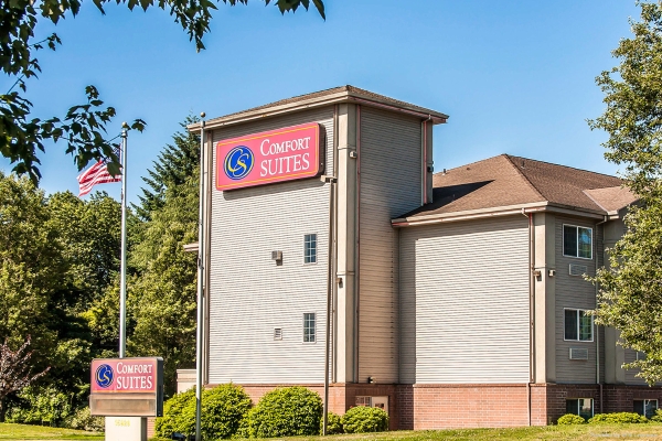 Hotel Comfort Suites (Clackamas)